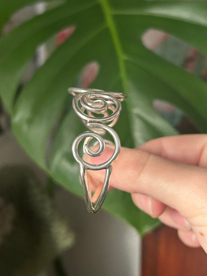 Coil cuff