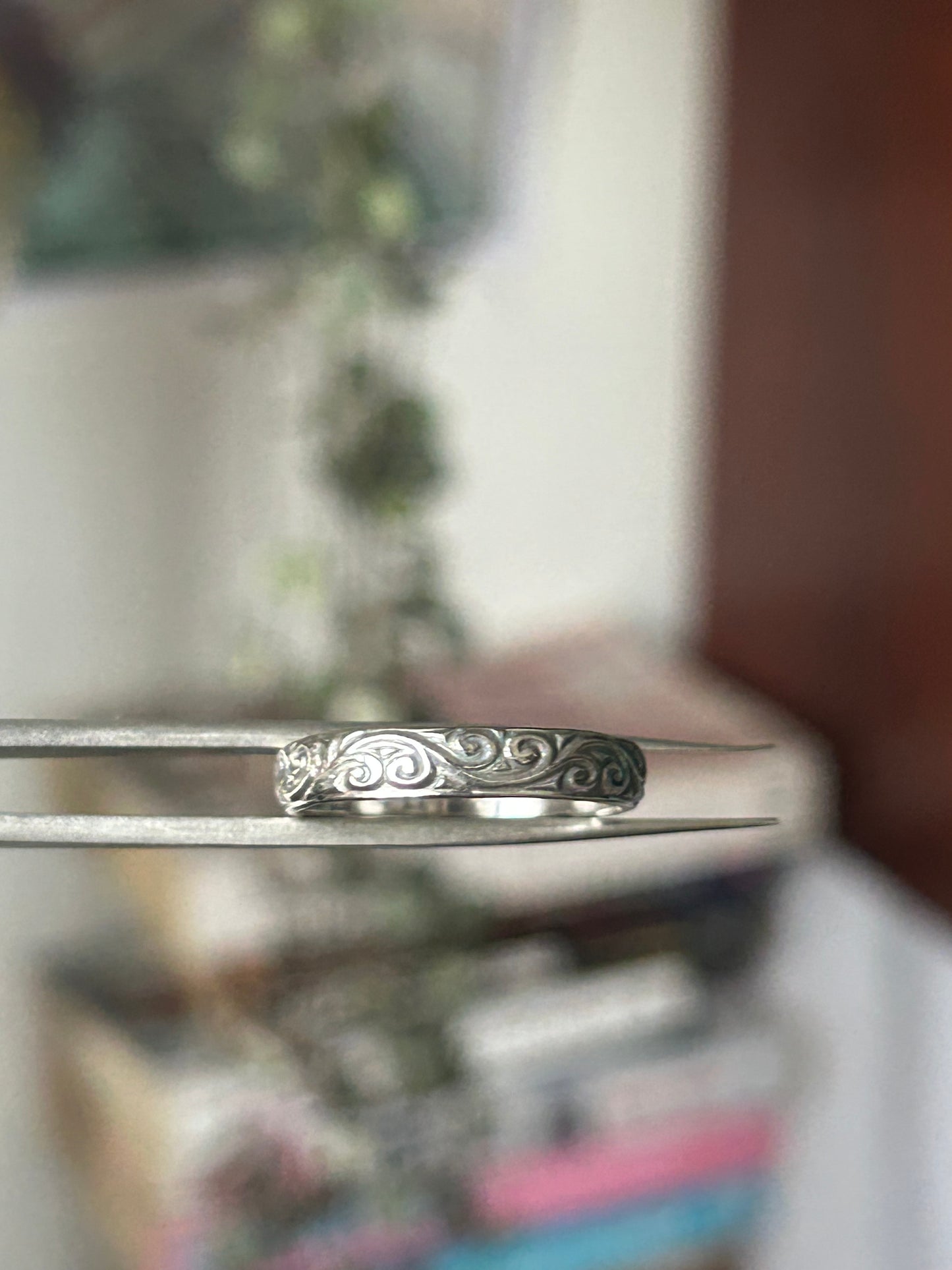 Swirly stacker ring