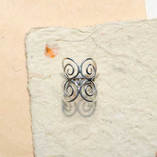 Wren ring | size J 1/2