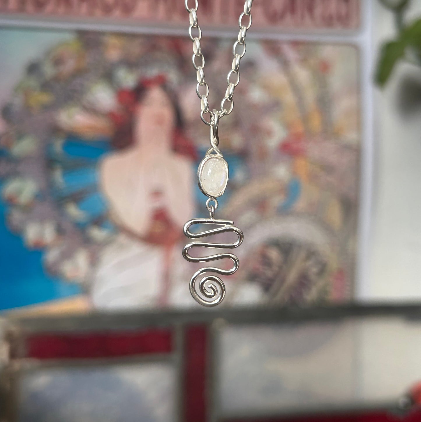 Delia pendant