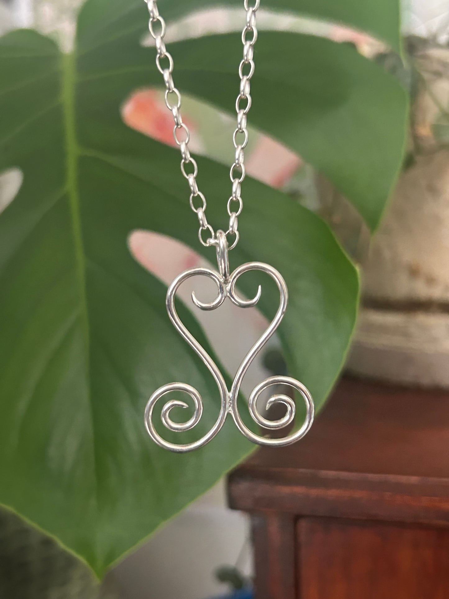 Wisteria pendant