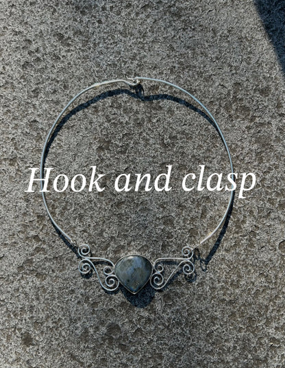 ꧁ The Paisley necklace ꧂